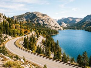 Scenic Sierra Nevada mountain highway